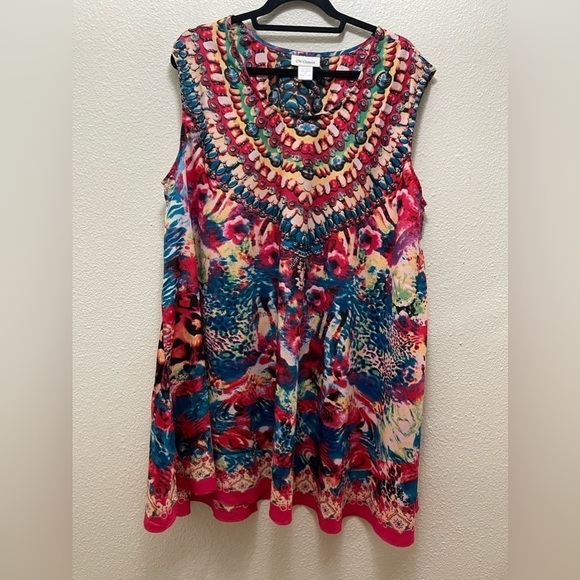 Tops - Printed sleeveless top